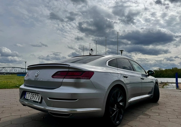 Volkswagen Arteon cena 110000 przebieg: 114000, rok produkcji 2018 z Toruń małe 121